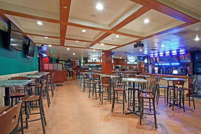 Plaza Hotel Denver Central Restaurant photo