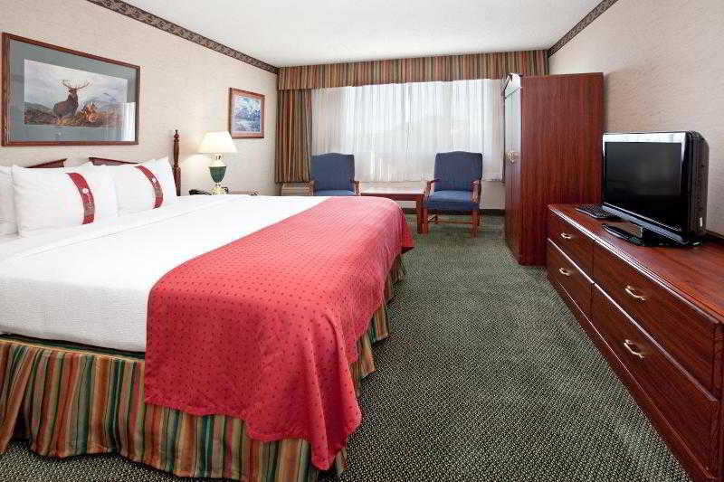 Plaza Hotel Denver Central Room photo